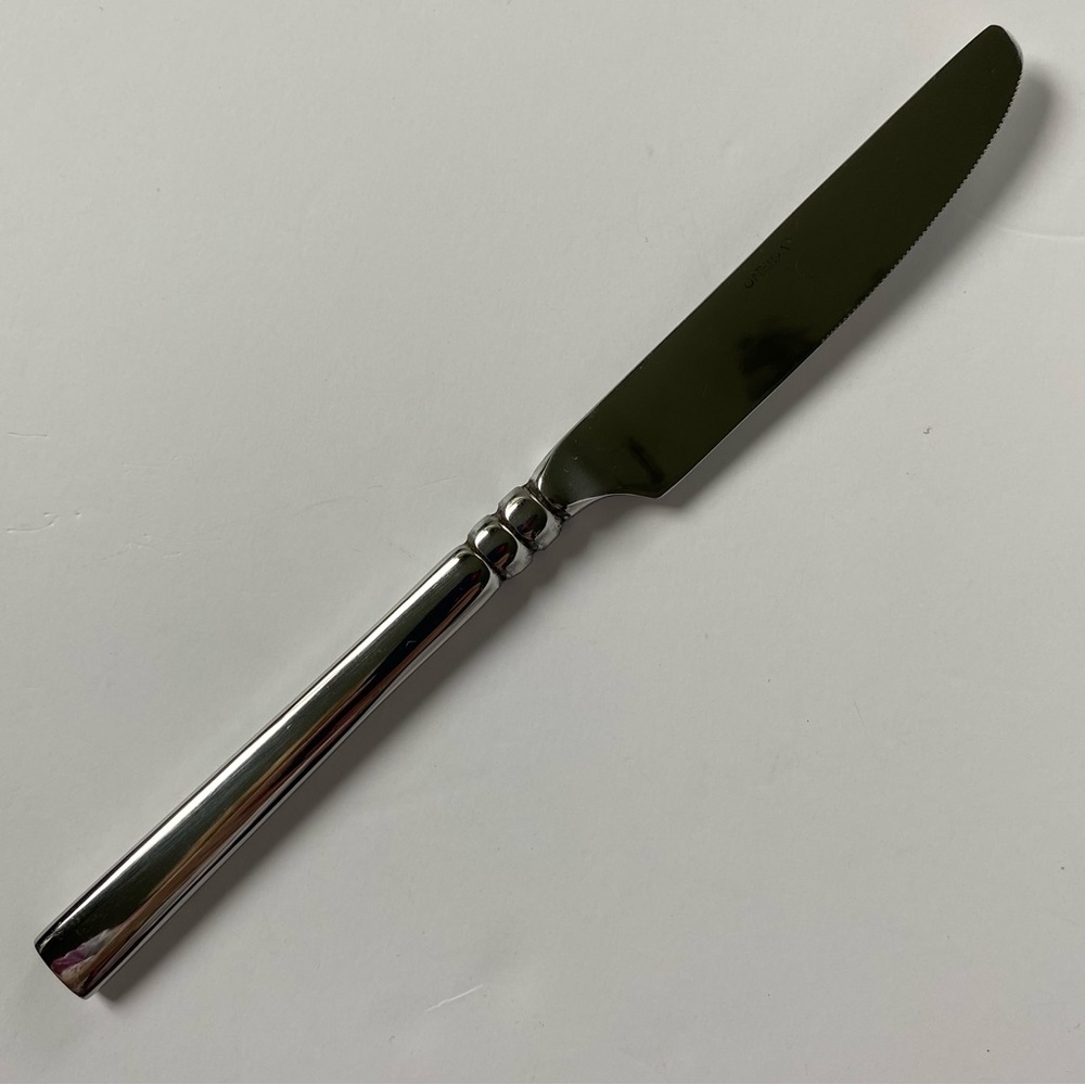 Oneida TORTOLA Stainless Dinner Knife Glossy Ovations Forged Flatware EUC